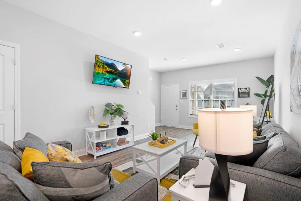 קלארקסוויל Make Lemonade In Luxury W King Bed And Free Parking Plus 40 Minutes To Nashville מראה חיצוני תמונה