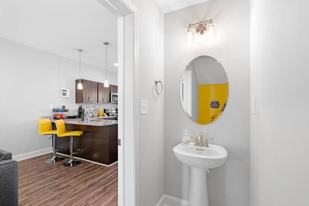 קלארקסוויל Make Lemonade In Luxury W King Bed And Free Parking Plus 40 Minutes To Nashville מראה חיצוני תמונה